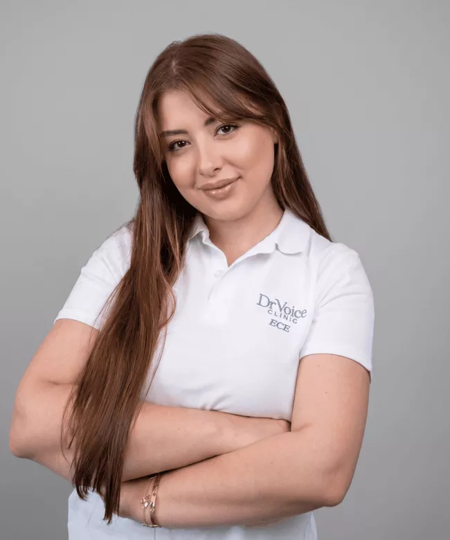 Ece Ecemiş, Physiotherapist